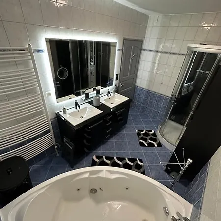 Rena Habitación en casa particular *