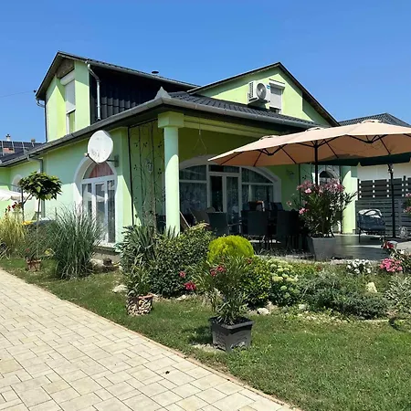 Homestay Rena Vendeghaz