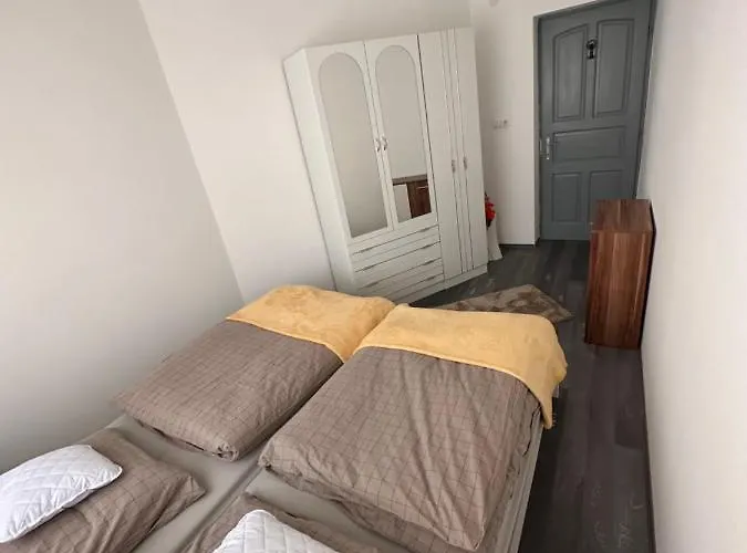 Rena Vendeghaz Nagykanizsa